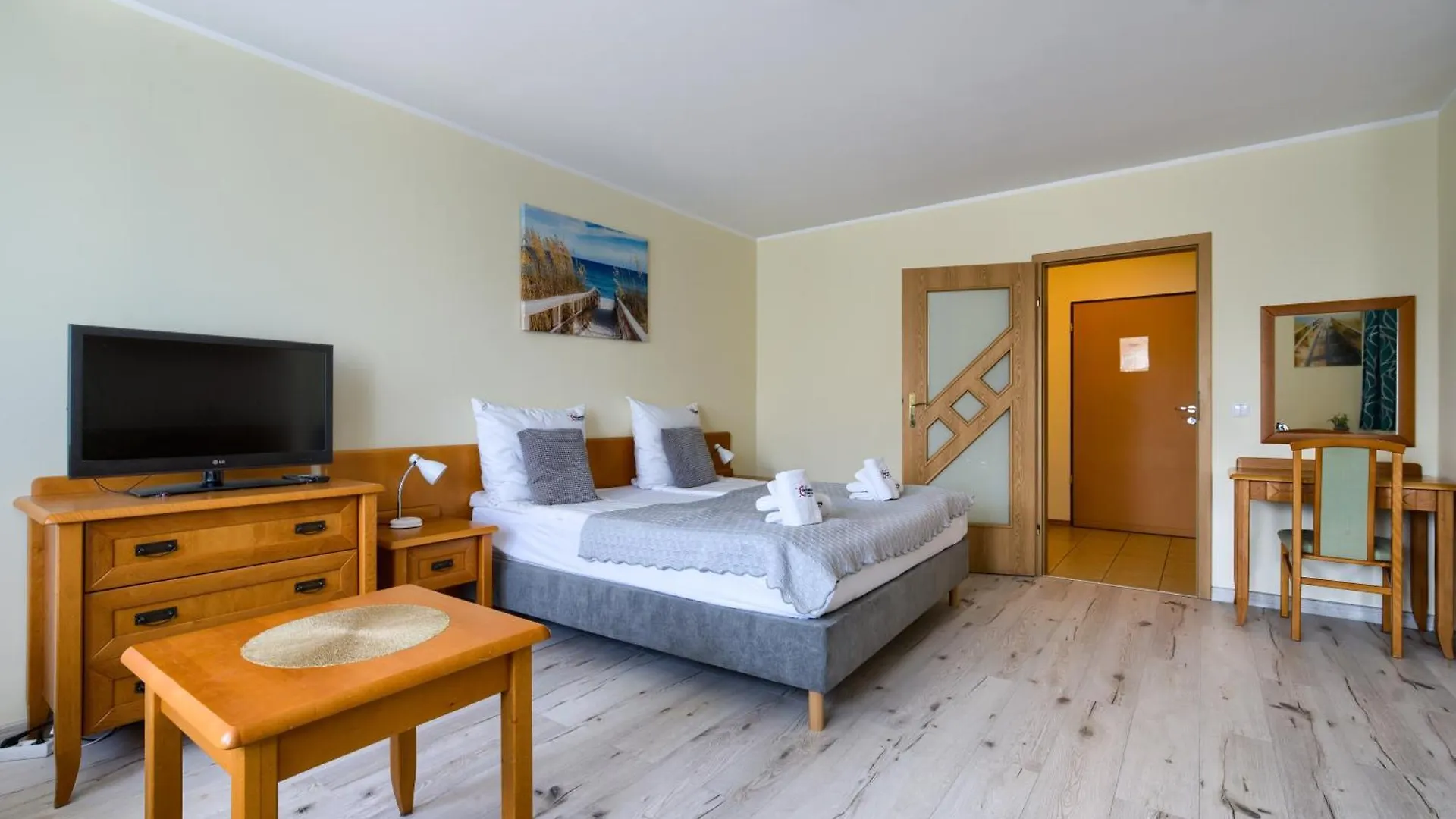 Apartamentyprzymorzu Wschod Slonca Olymp Z Basenem Kolobrzeg 0*,