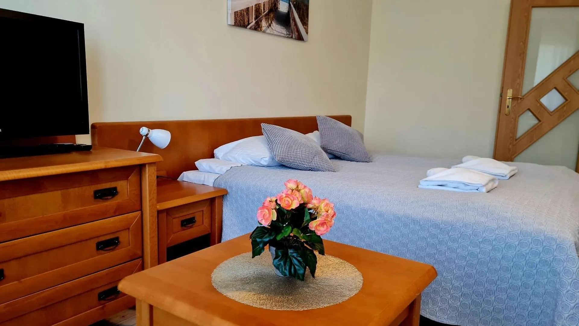 Apartamentyprzymorzu Wschod Slonca Olymp Z Basenem Kolobrzeg